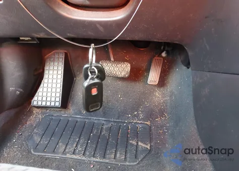 2005 Toyota Corolla S from USA, damaged, VIN 2T1BR32E05C499436